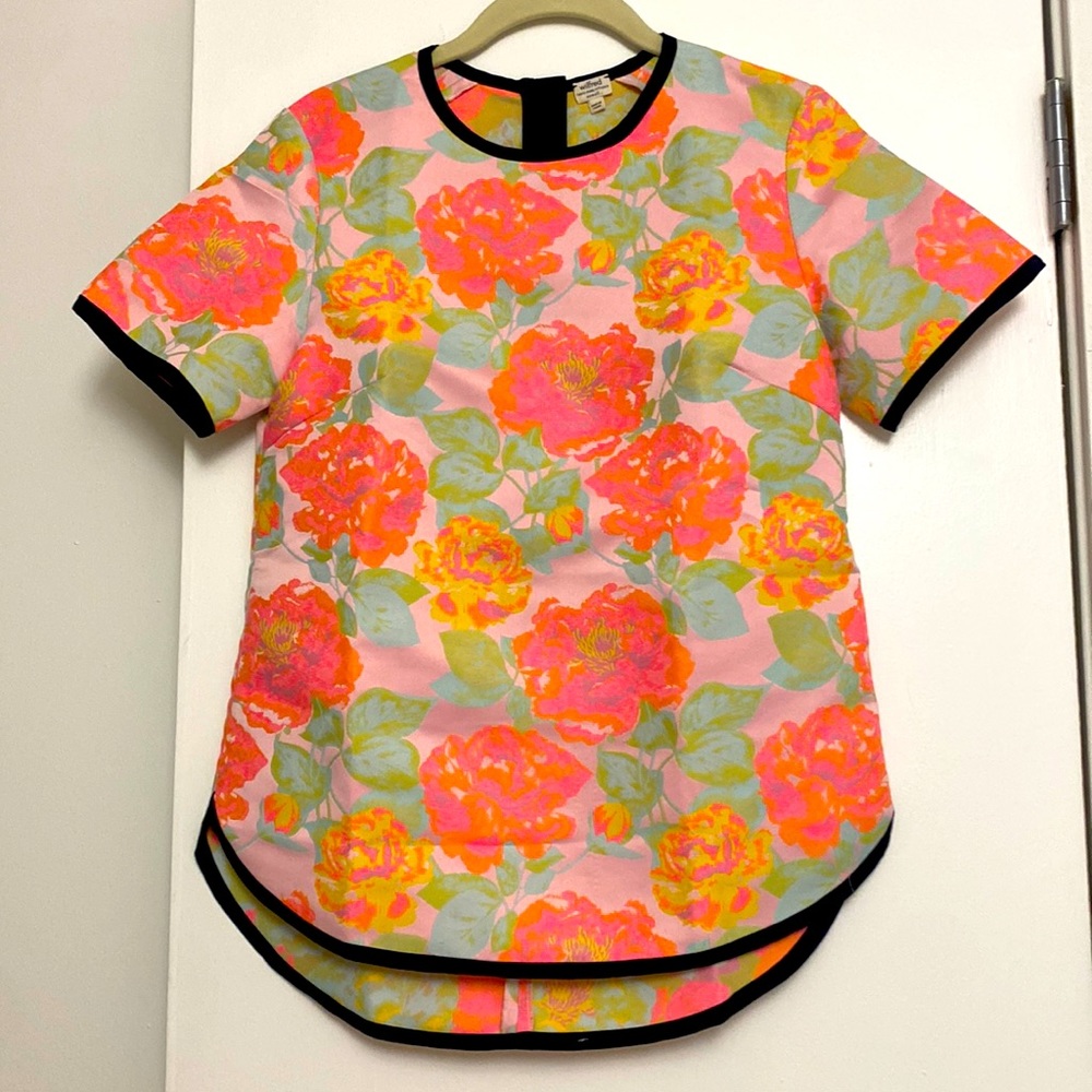 Aritzia Wilfred floral shirt size XS